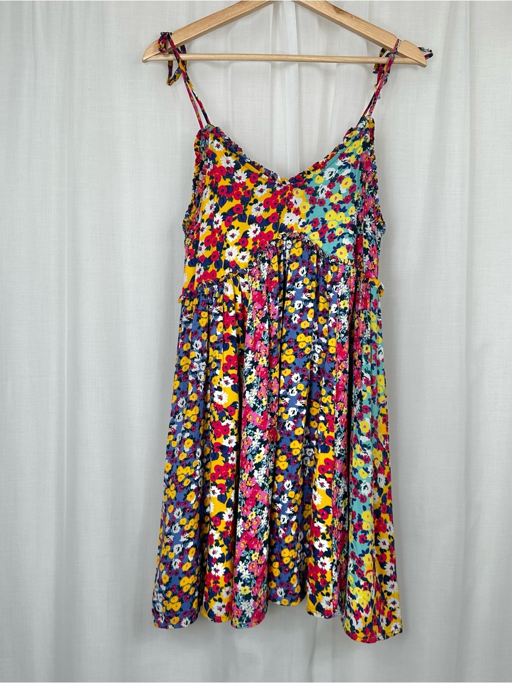 Patrons of Peace Malibu Dress Wildflower Juniors Small Ditsy Garden Floral Print